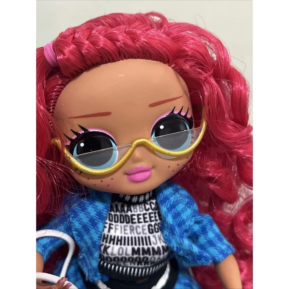 LOL Surprise OMG Fashion Doll - Class Prez  with accessories And Stand